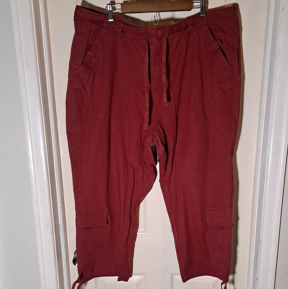 Venezia Burgundy Capris